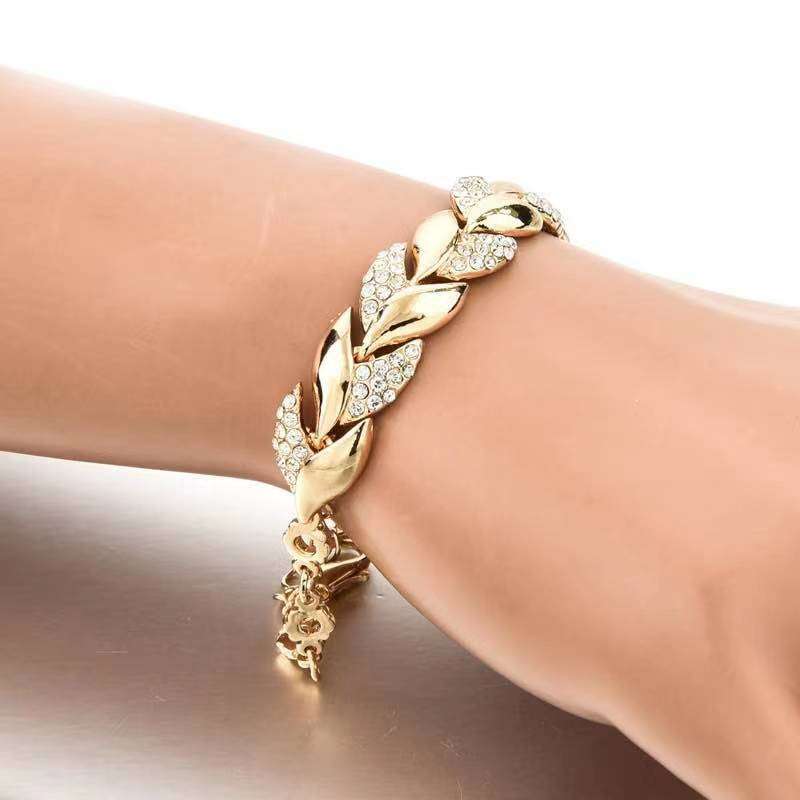 Leaf Design Golden Rhinestone Alloy Bracelet