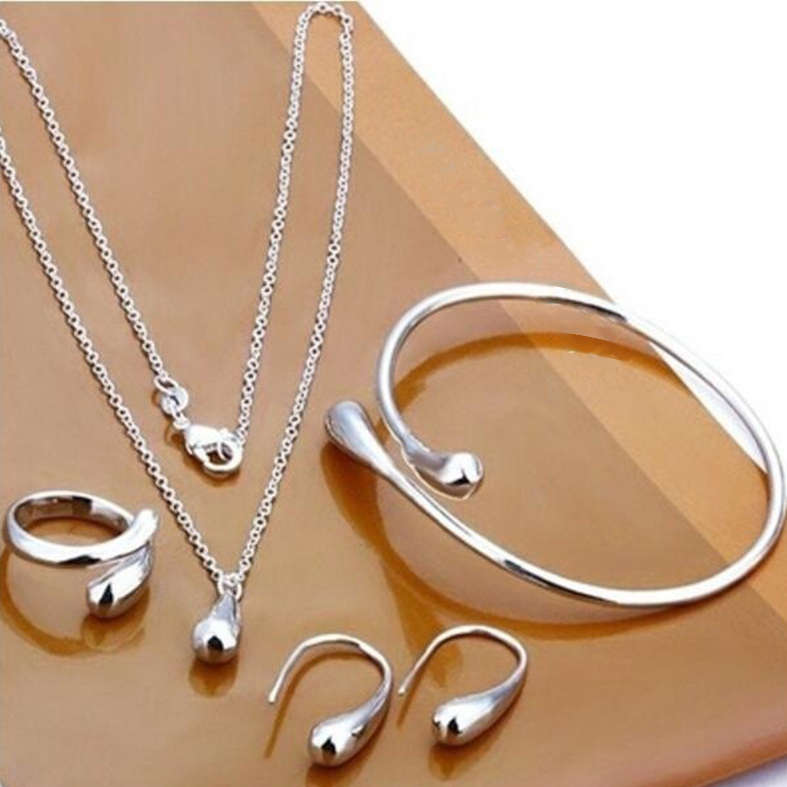 Asymmetry Design Round Alloy Silver Necklace Set
