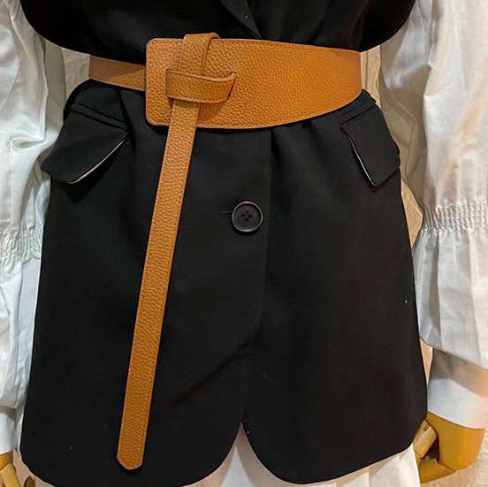 Dark Camel Twist Faux Leather Belt