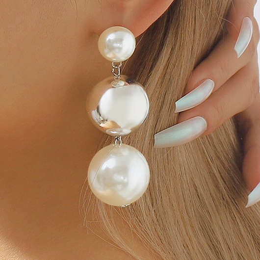 Silvery White Pearl Detail Round Earrings