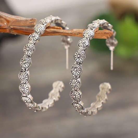 Round Vintage Detail Silver Alloy Earrings