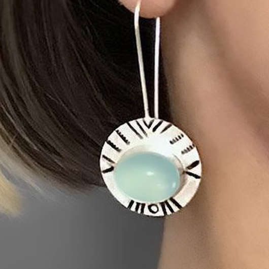 Round Metal Detail Silvery White Earrings
