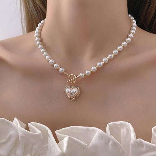 Heart Rhinestone Detail Silver Pearl Necklace