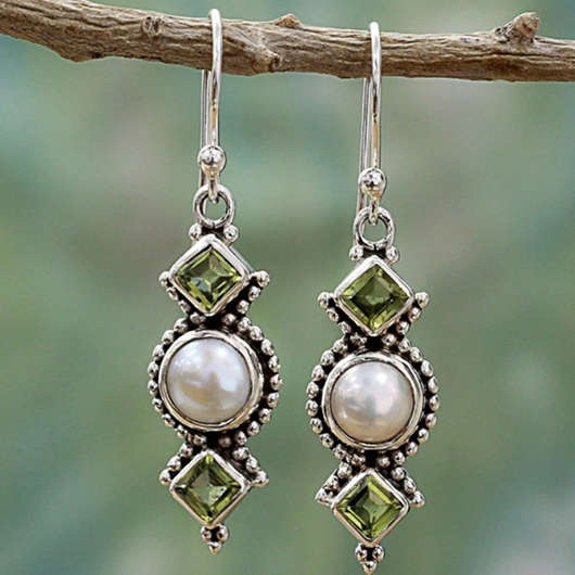 Silvery White Hot Drilling Alloy Earrings