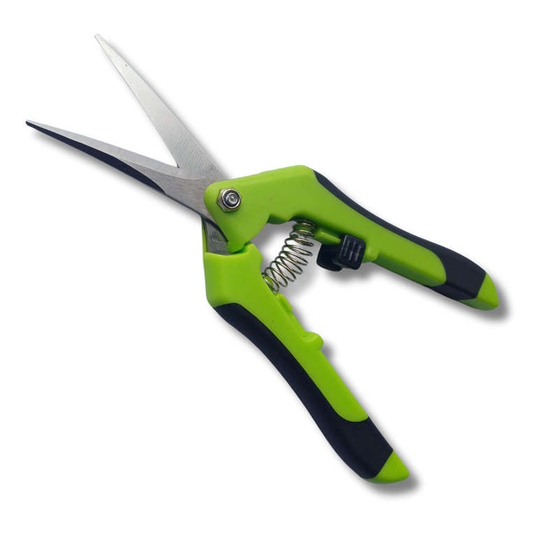 Pruners with Straight or Curved Blade