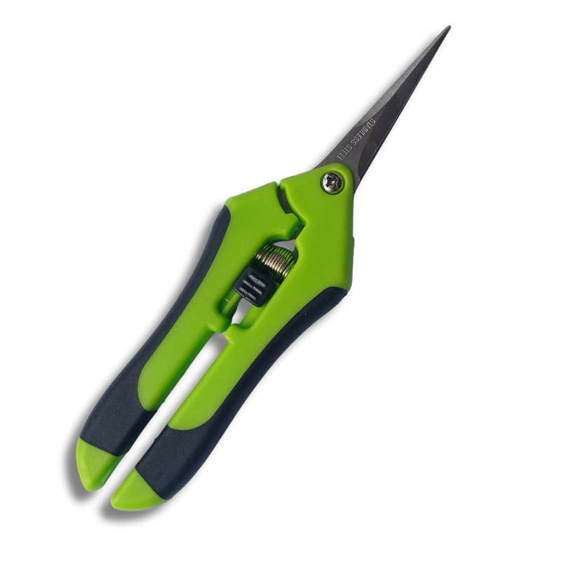Pruners with Straight or Curved Blade