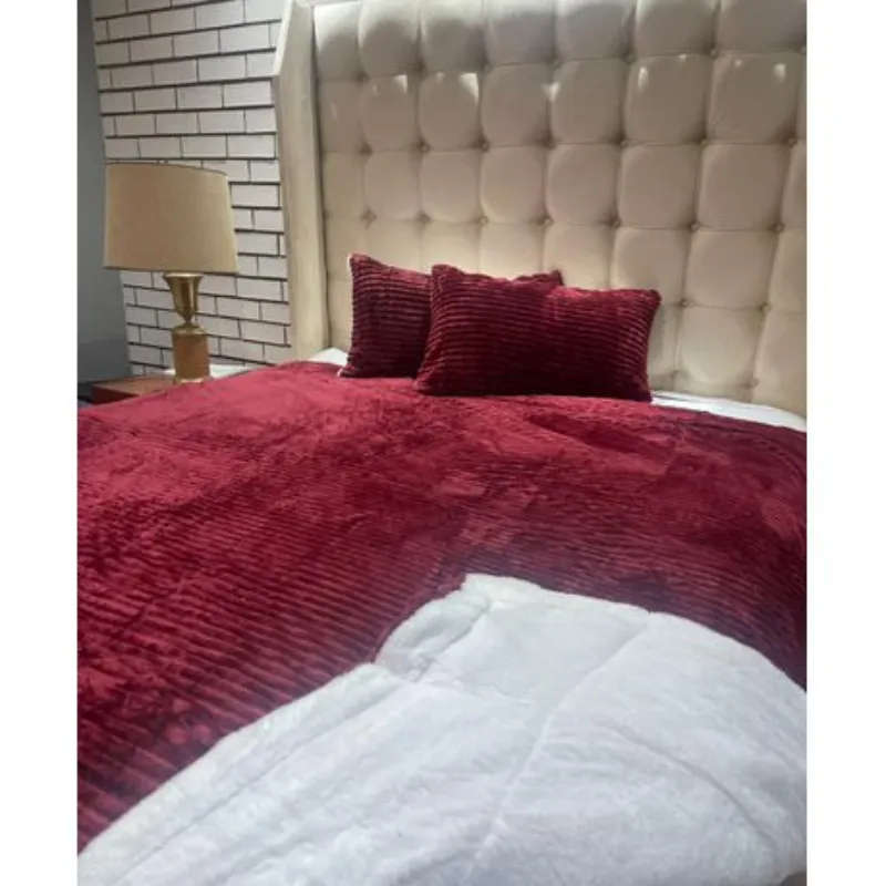 3 Piece Fleece Comforter Set 08