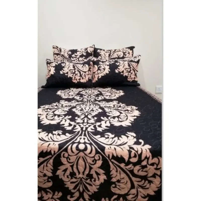 5 Piece Quilt Set Black Flowered Bedspread Set