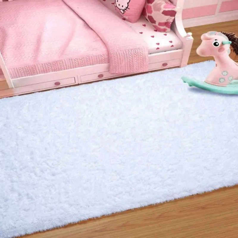 White Shaggy Fluffy Rug/Carpet (150cmx200cm)