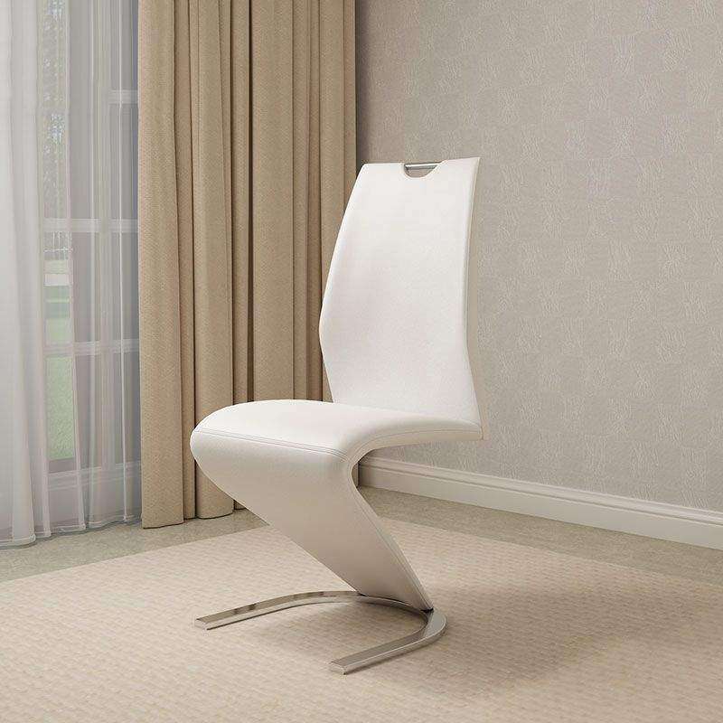 SMTE Host Dining Chair - White with keychain