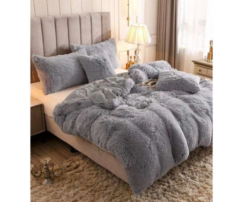 SMTE 3 Piece Fluffy Comforters - Grey with keychain