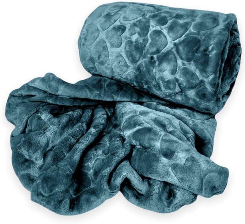 SMTE Polyester Heart All Double?Fleece Blanket - Green with keychain