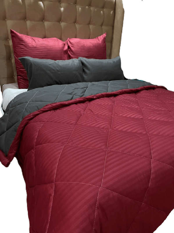 SMTE 05 - 5 Piece Reversible Comforter - Queen with keychain