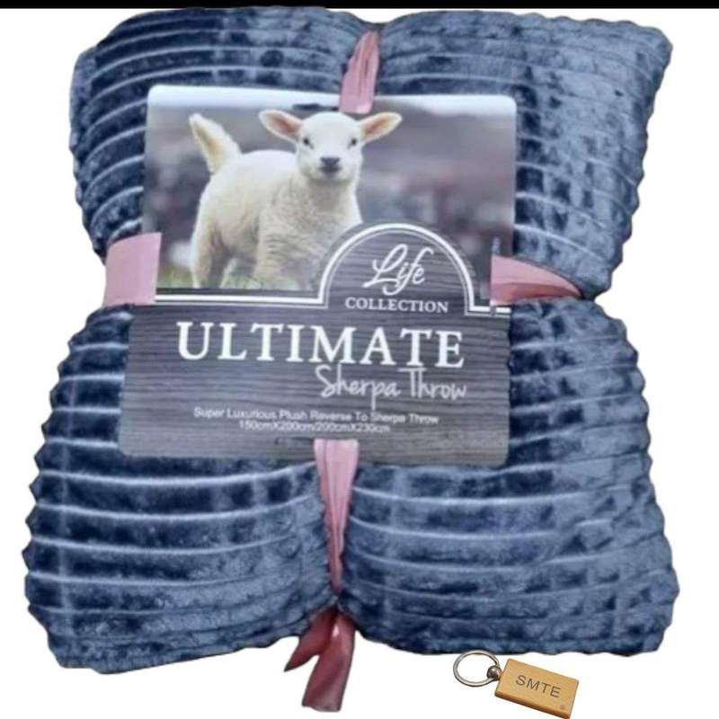 SMTE Serpa Soft and Fluffy Fleece Blanket with Keychain - Queen Sized - Dark Blue