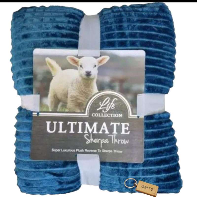 SMTE Serpa Soft and Fluffy Fleece Blanket with Keychain - Queen Sized - Dark blue