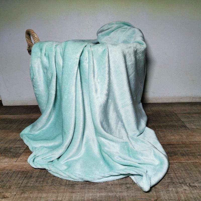 SMTE Blanket Throw Flannel Fleece - 150 x 200cm - Duck Egg with keychain