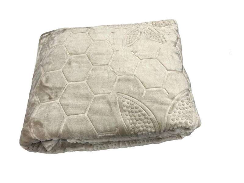 SMTE Super Soft Mink Cozy Blanket -  (Cream) with keychain