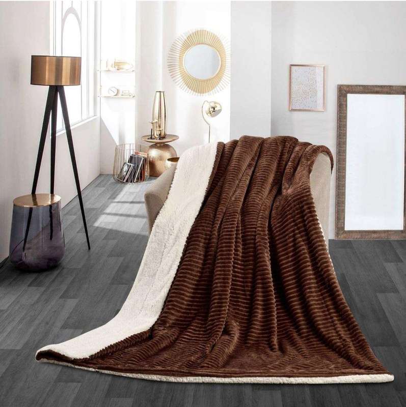 SMTE Sastro - New Reversible Throw Striped Flannel Sherpa Fleece Blanket - Dark Browm with keychain