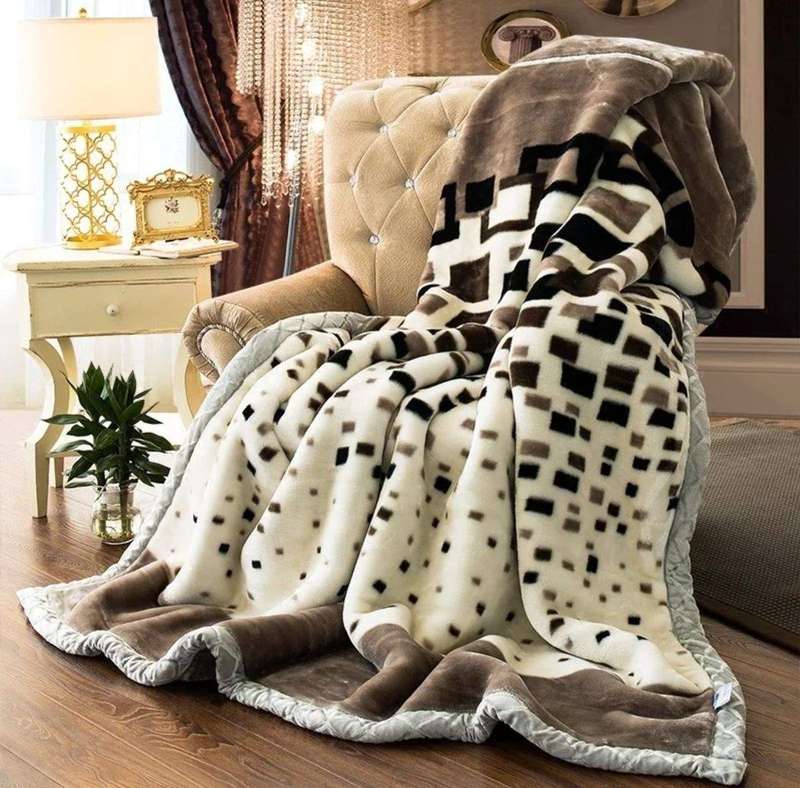 SMTE High Quality Extreme Warm Winter Blanket - Pearl River with keychain