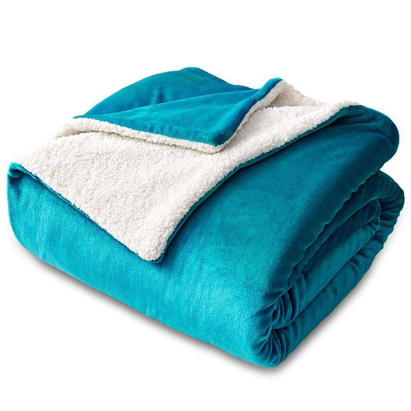 SMTE Sherpa Fleece Blanket Throw - Blue with keychain