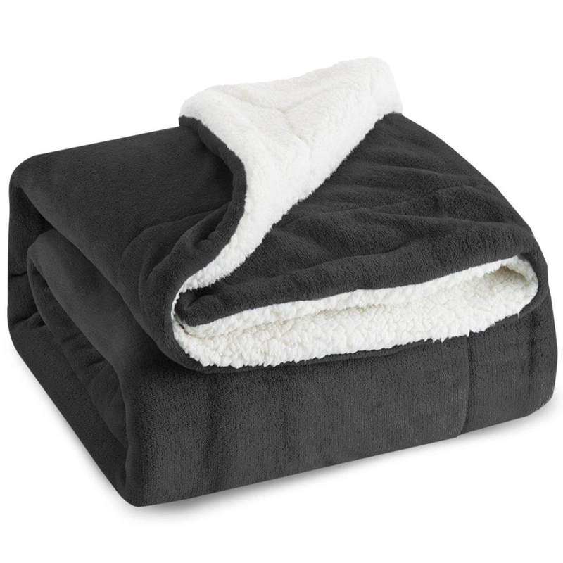 SMTE Sherpa Fleece Blanket Throw - Grey with keychain