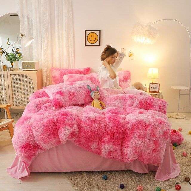 SMTE Fluffy Comforter Wooled - Pink Ombre with keychain