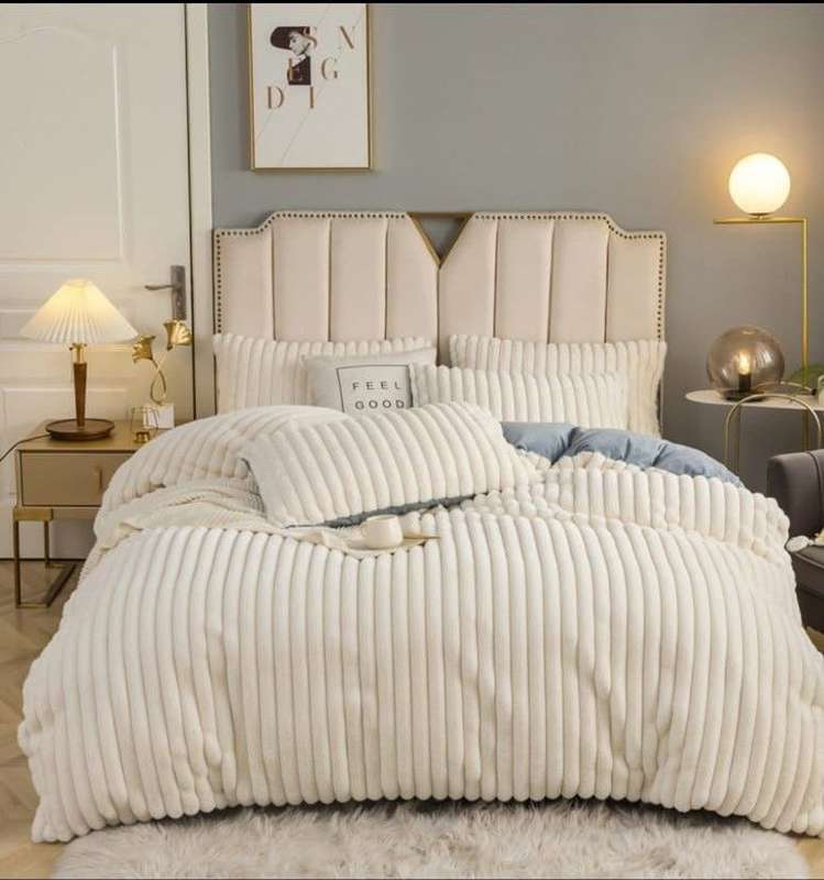 SMTE Corduroy Comforter - CREAM WHITE with keychain