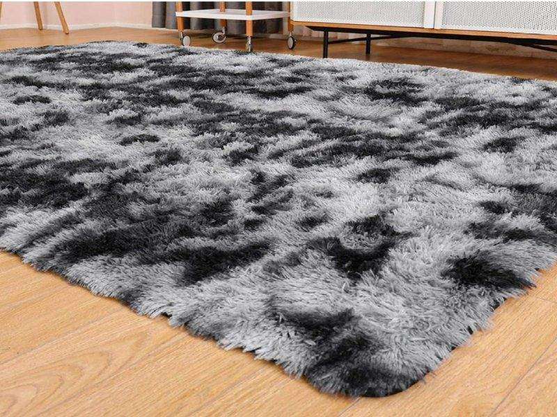 SMTE Shaggy Fluffy Rug/Carpet(140 x 180cm) with keychain