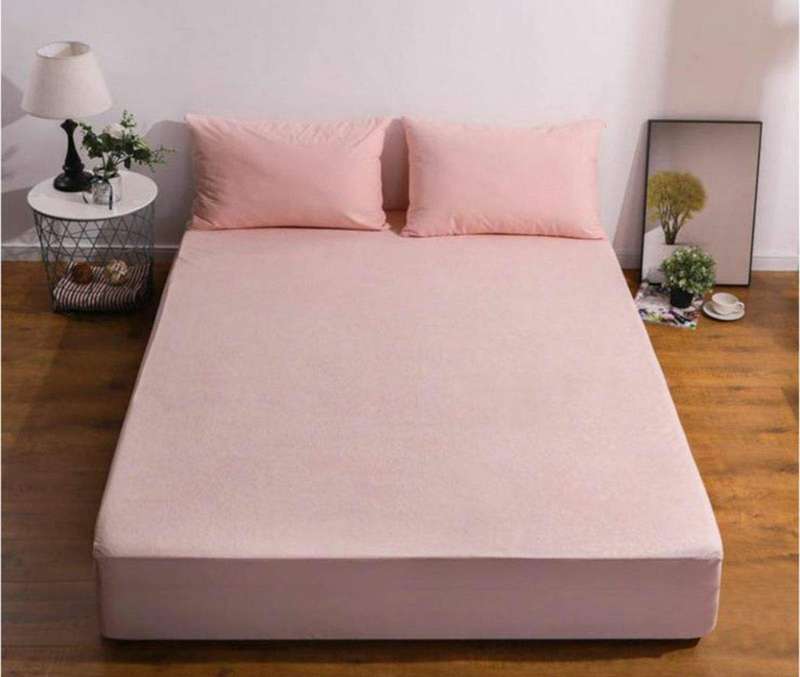 SMTE Dream World 3 Pieces Velvet Fitted Sheet Queen Size with 2 Pillow Cases - Pink with keychain