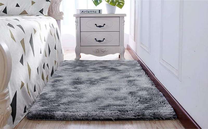 SMTE Shaggy Fluffy Rug - Light Grey Mix with keychain