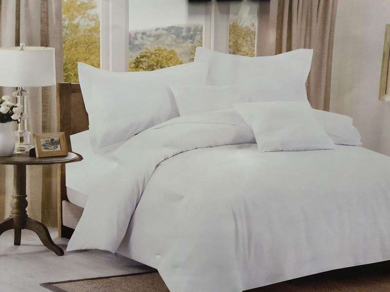SMTE High Quality Fabric Ace Duvet Covet Set - Double with keychain