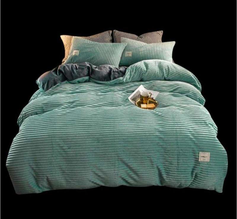SMTE Dream World Striped Duvet Cover Set - Green with keychain