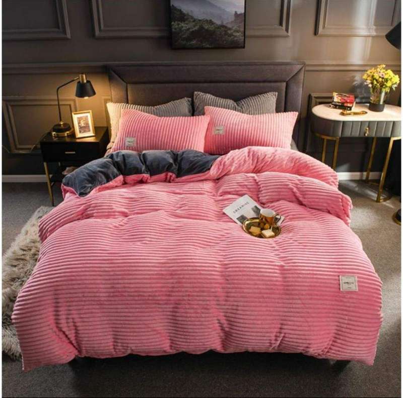 SMTE Dream World Striped Duvet Cover Set - Pink with keychain