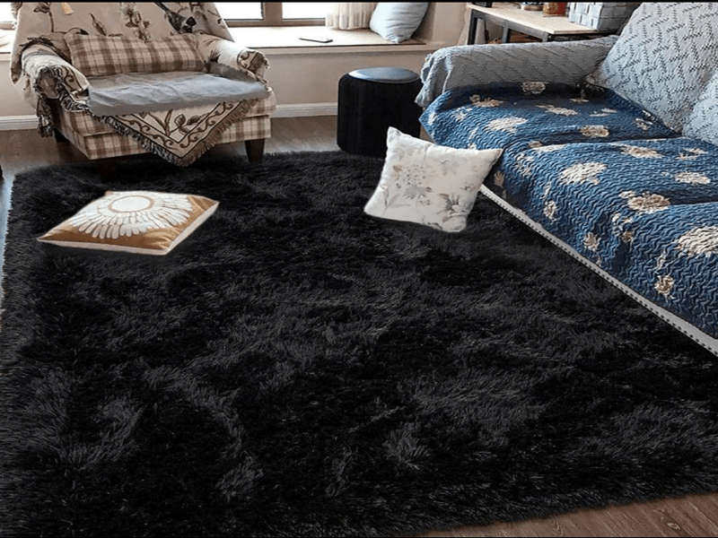 SMTE Black Shaggy Fluffy Rug with keychain