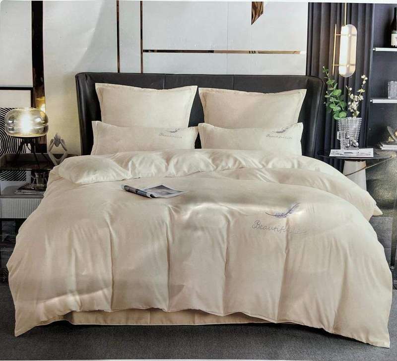 SMTE Cotton Plain Beautiful Feather Double Duvet Cover 6 Pieces - Cream with keychain