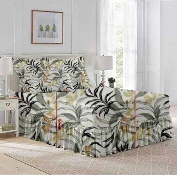 SMTE 5 Piece Bedspread Set - Green - King with keychain