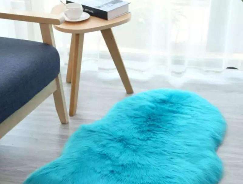 SMTE Fluffy Runner Rug/ Carpet - Sky Blue with keychain