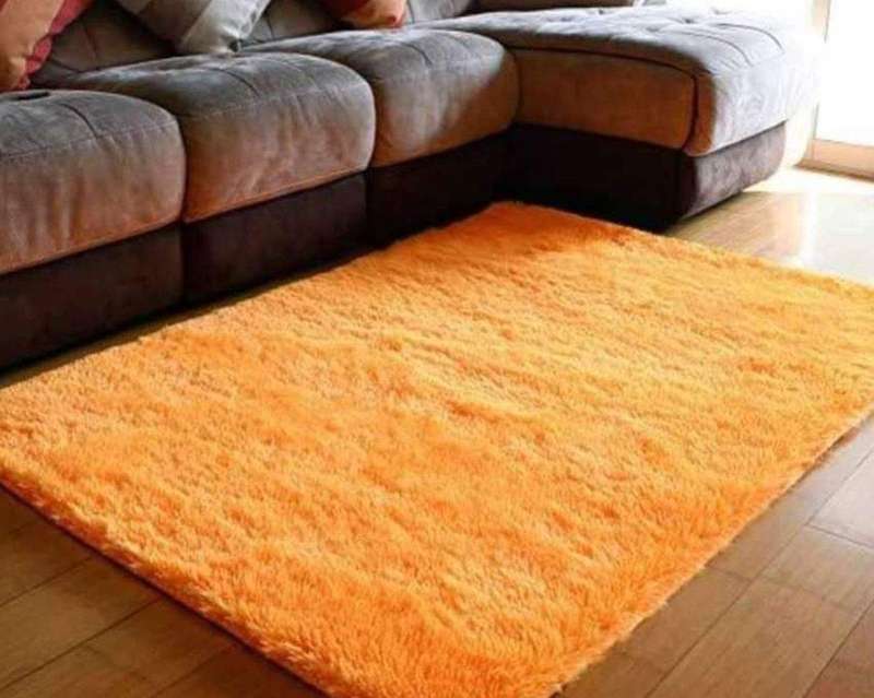 SMTE Soft Fluffy Carpet Orange with keychain