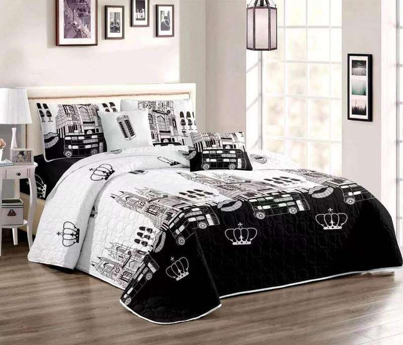 SMTE 5pc Quilt Set White & Black Building Bedspread Set with keychain