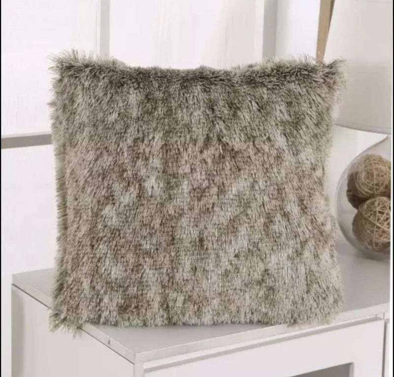 SMTE Fluffy Pillow Covers Set - Green with keychain