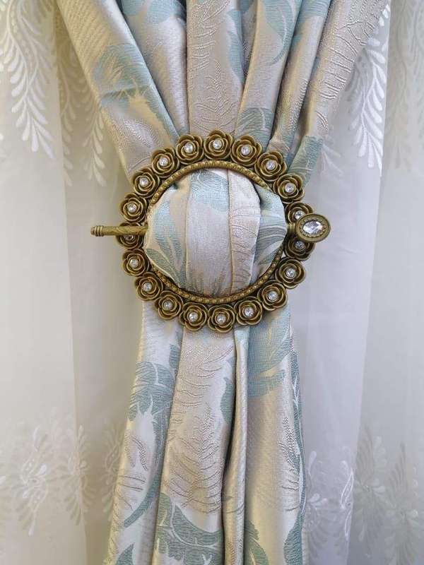 SMTE Curtain Holder Set (2 Pairs) - Gold with keychain