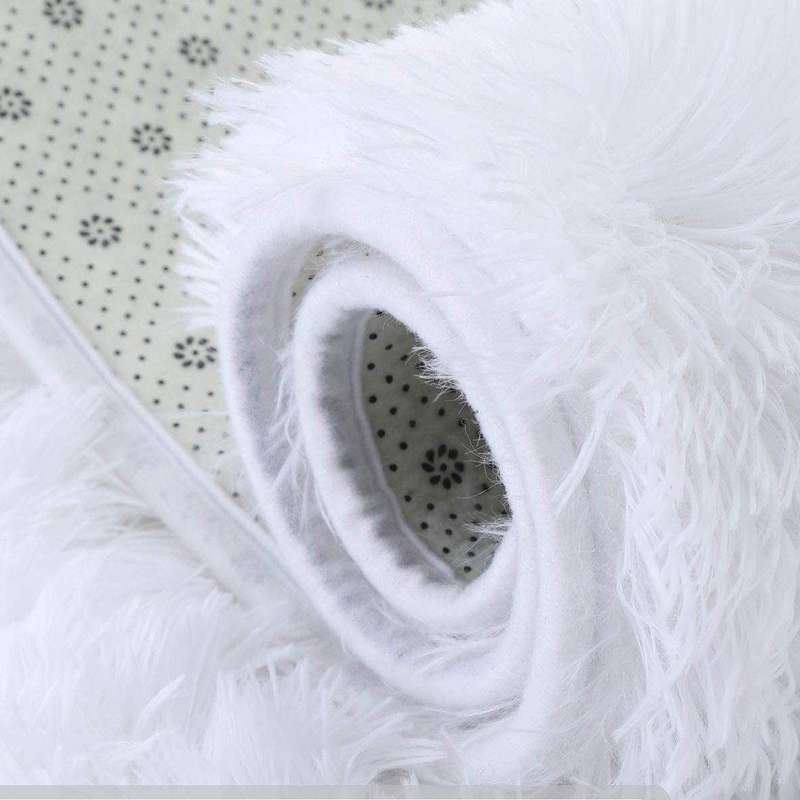 SMTE Large Light Shaggy Fluffy Carpets(1.6m x 2.25m) - White with keychain