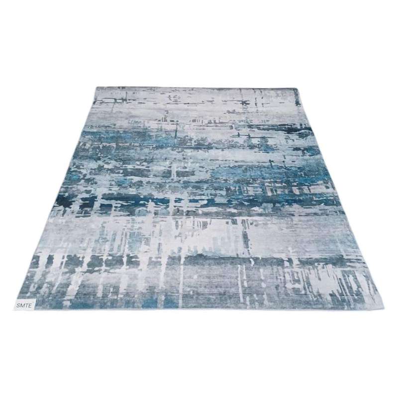 SMTE Glamour Underfoot: Premium Velvet Carpet with keychain