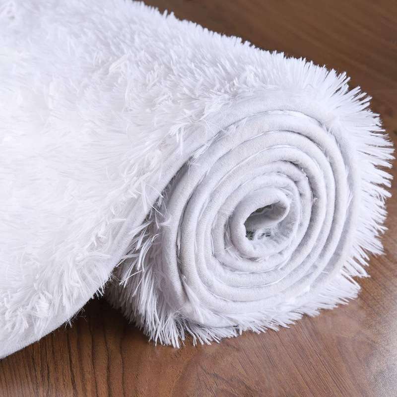 SMTE Light fluffy shaggy Rug/Carpet 150X200CM - white with keychain