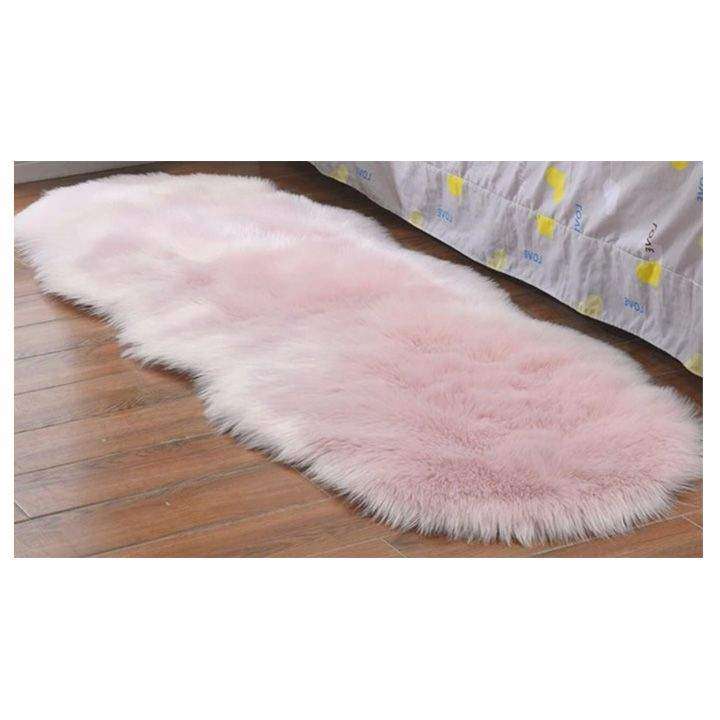 SMTE Faux Fur Rug (60cm x 1.8m) - Mink with keychain