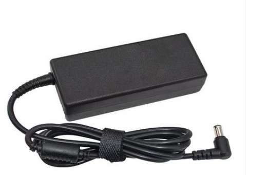 CHARGER SAMSUNG 14V 2.1AMP USED (CH073)