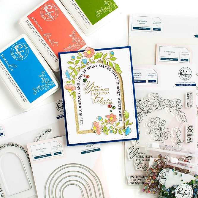 Pinkfresh - Around The Shape: Arches Stamp