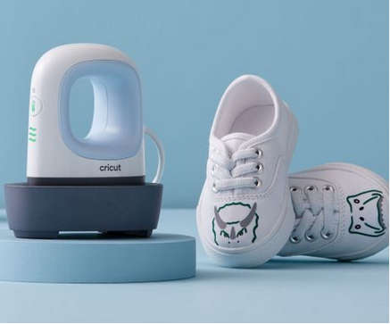 Cricut EasyPress Mini (Zen Blue)