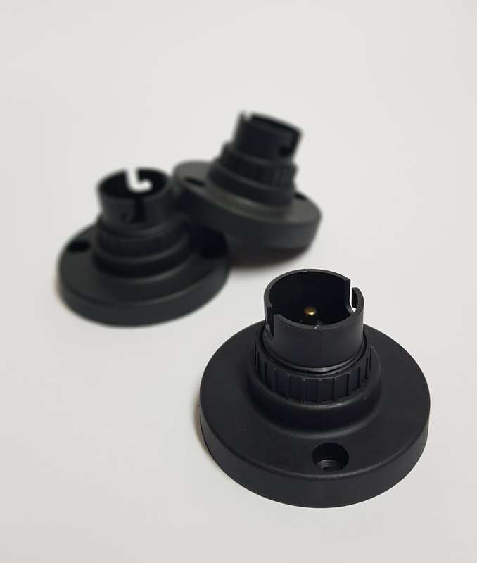 LAMPHOLDER BATTEN - BLACK