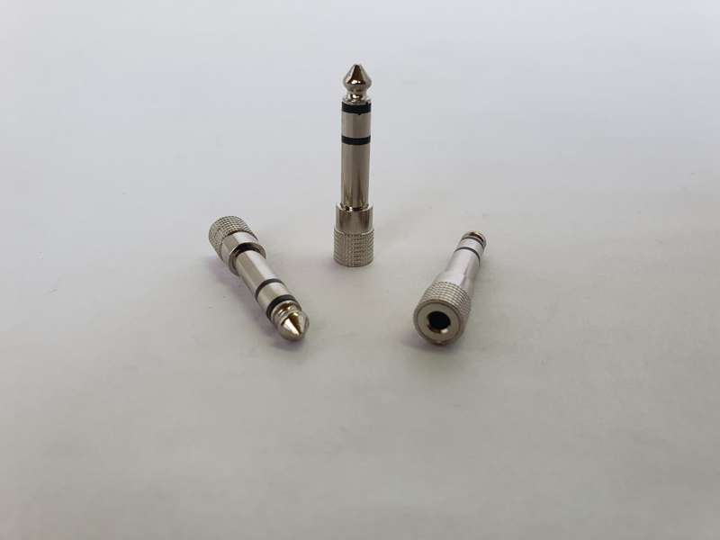 Adaptor 6.3mm STEREO (Male) - 3.5mm STEREO (Female) - METAL CASE